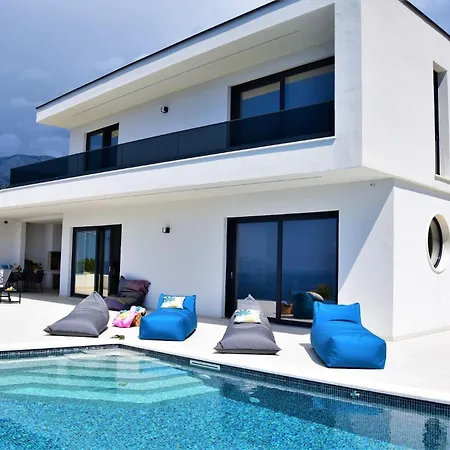 Design Skyblue Mit Pool Und Panorama Meerblick