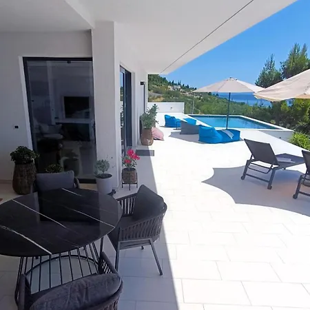 Villa Design Skyblue Mit Pool Und Panorama Meerblick *