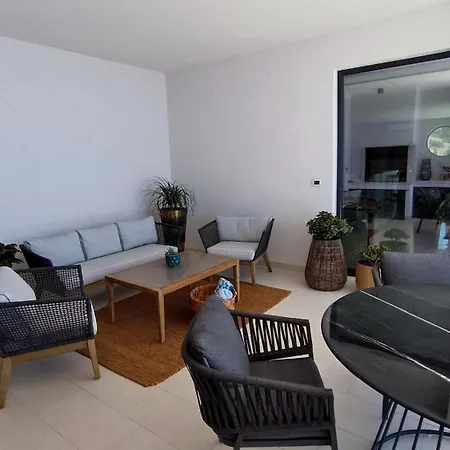 Design Skyblue Mit Pool Und Panorama Meerblick Villa *